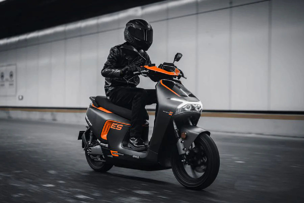 Vilka är fördelarna med att använda en elmoped?