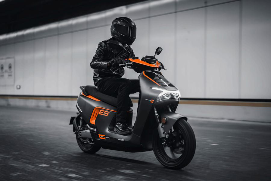 Elmoped Eloped ES5