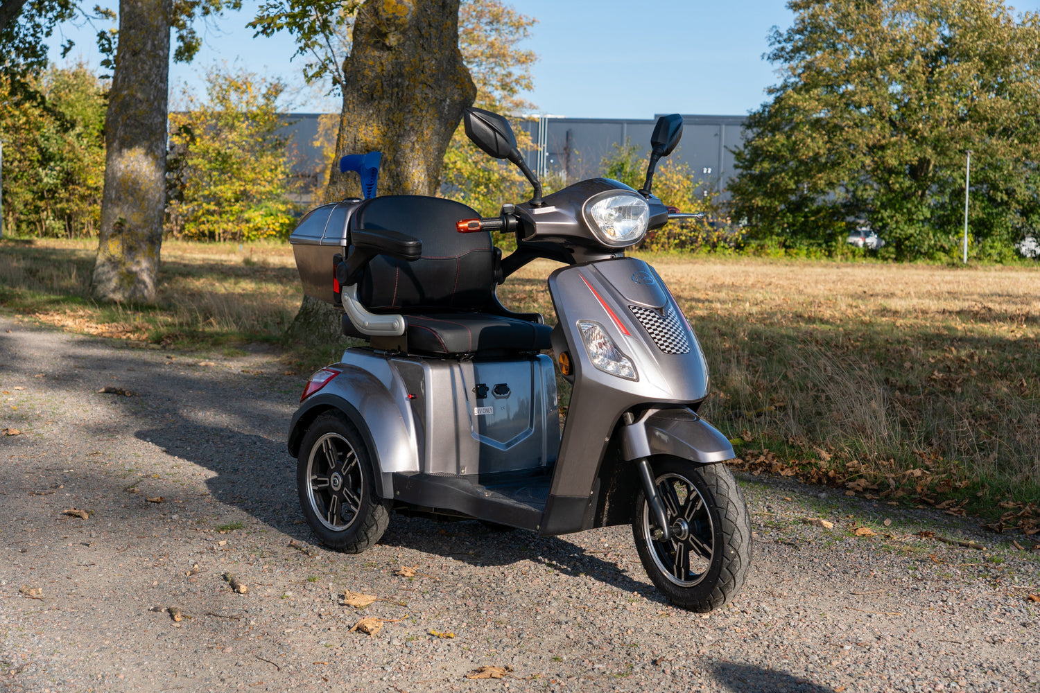 Permobil eller promenadskoter - vad är skillnaden?